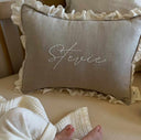 Oreillers personnalisés et volants en dentelle – plusieurs couleurs
